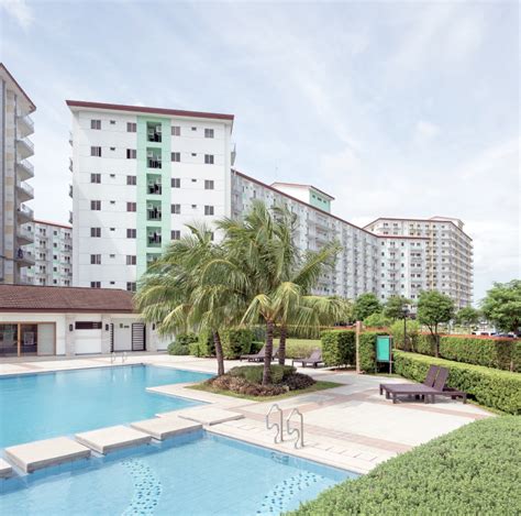 sm field residences